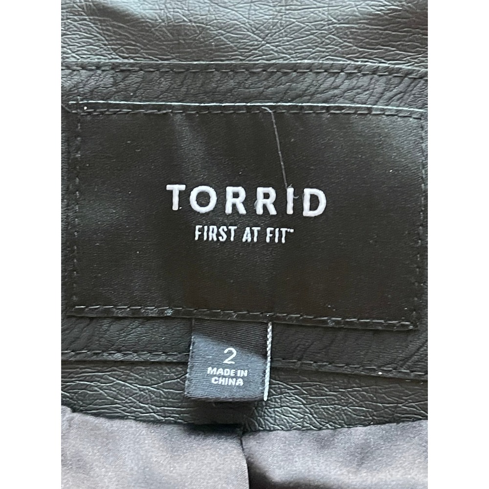 Torrid Womens 2XL Black Faux Leather Moto Biker Jacket Size 2 11991226 - Picture 4 of 10